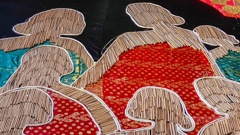 Sarees and jute have been used to depict women of varying ages at the Durga Puja pavilion in Narayanganj's Tanbazar Sahapara.