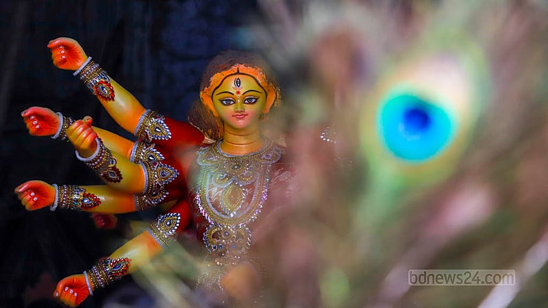 The Durga Puja idol on display at the Sri Sri Pranballabh Jiu Temple near Beauty Boarding in Banglabazar on Tuesday, Oct 17, 2023.  
Photo: Twhiduzzaman Tapu