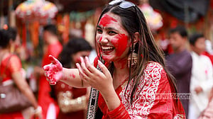 Vermillion ritual on final day of Durga Puja