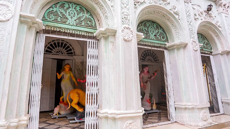 The painting work on the idols at Rajbari Puja Mandap in Dhaka’s Banglabazar is complete. They will be decorated from Wednesday. 
Photo: Twhiduzzaman Tapu
