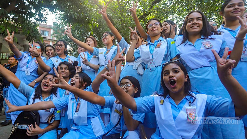Students of Viqarunnisa Noon School and College celebrate good performance in HSC exams after the publication of results on Sunday, Nov 26, 2023.
