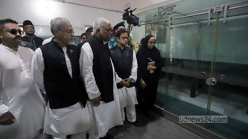 Home Minister Asaduzzaman Khan visits the memorial museum at the old central jail on Nazimuddin Road to commemorate Jail Killing Day. Photo: Tawhiduzzaman Tapu