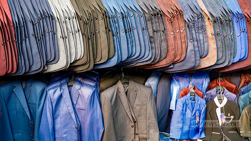 Shopkeepers set coat prices between Tk 1,000 and Tk 3,000, based on their quality and design.