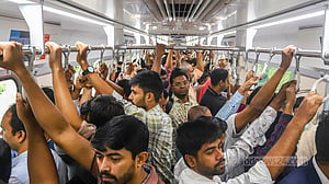 Commuters throng metro rail amid blockade