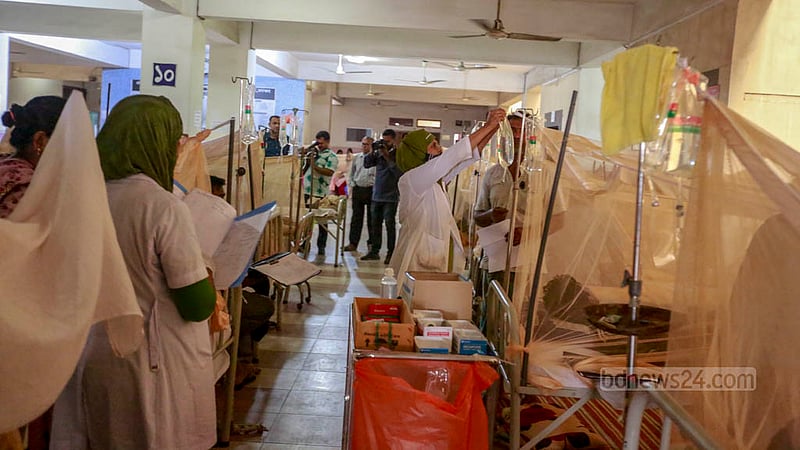 May 31: Mugda Medical College Hospital struggles to handle a wave of dengue patients amid the worst outbreak of the mosquito-borne disease. 