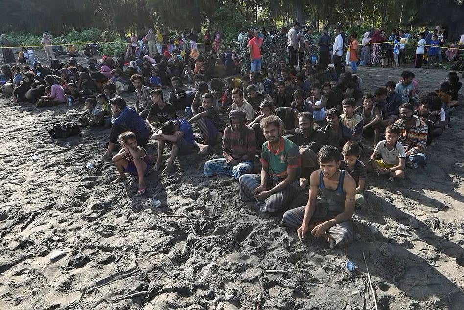 About 400 Rohingya land in Indonesia, adds to surge of recent arrivals