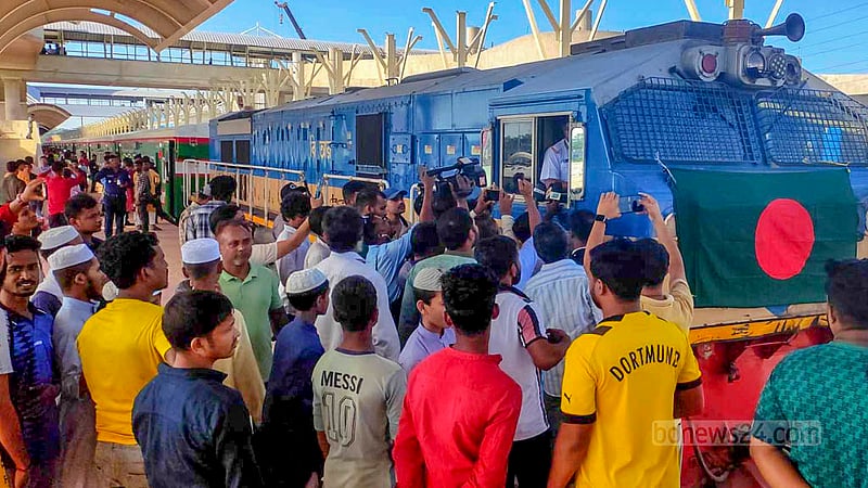 Dec 1: The Cox’s Bazar Express behind its commercial journey. 