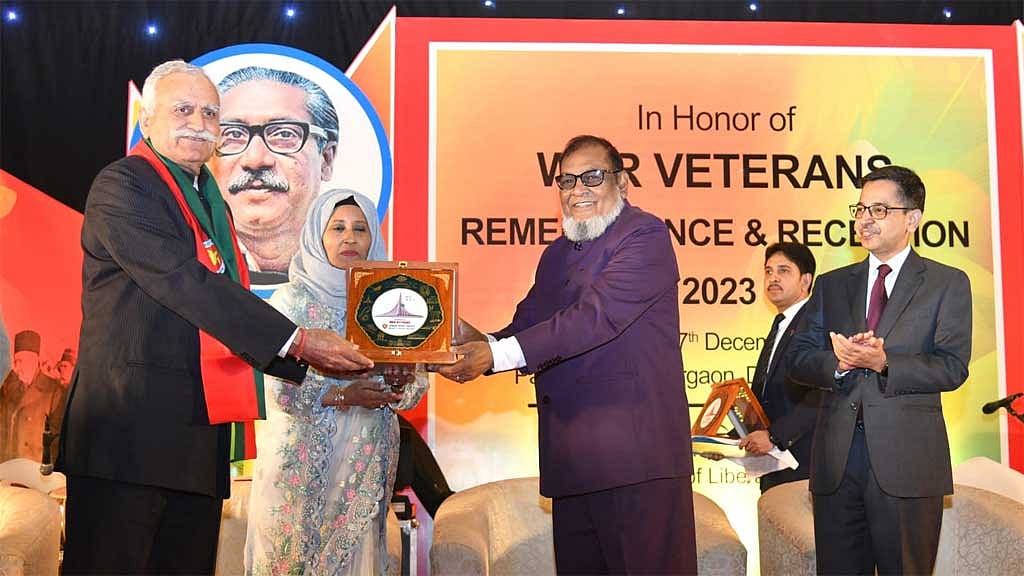 Bangladesh honours 44 Indian, Russian members of Liberation War’s Allied Force