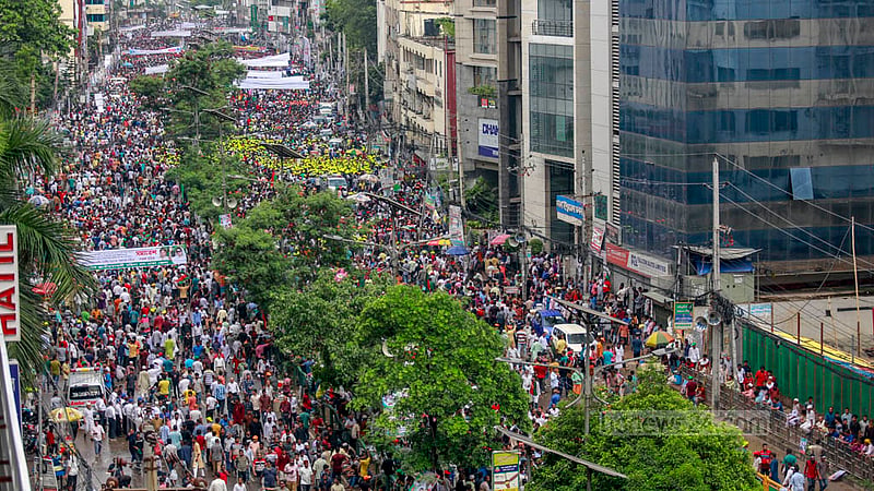 Jul 12: The BNP holds an antigovernment rally in Naya Paltan. 