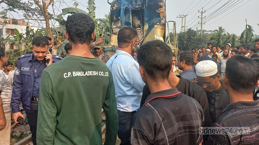 4 dead as train rams truck in Mymensingh, rail service suspended