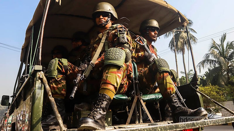 Army personnel take position on Dhaka's Minto Road on Wednesday, Jan 3, 2024, to help the civil administration maintain law and order during the general election.