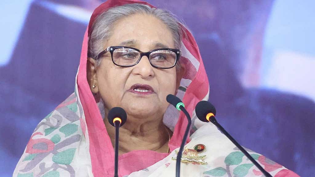 PM Hasina asks public representatives to stop extortion, hoarding