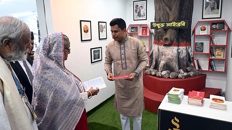 Prime Minister Sheikh Hasina tours stalls at the Amar Ekushey Book Fair on the Bangla Academy premises on Thursday, Feb 1, 2024.