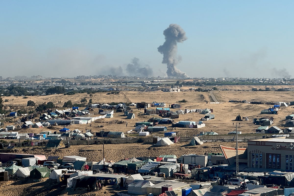 Israel frees two hostages in Rafah under cover of air strikes, Gaza ...