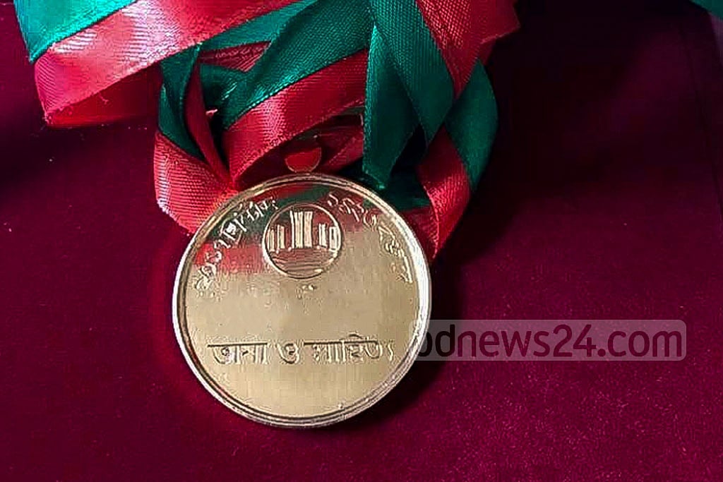 Poet Rudra Mohammad Shahidullah among 21 winners of Ekushey Padak