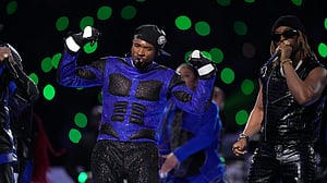 Usher dazzles at Super Bowl halftime show with help from his friends