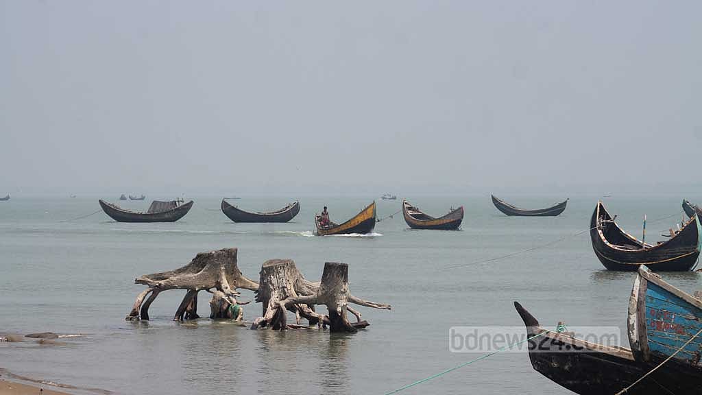 Bangladesh’s trade through Naf river grinds to a halt amid Myanmar skirmishes