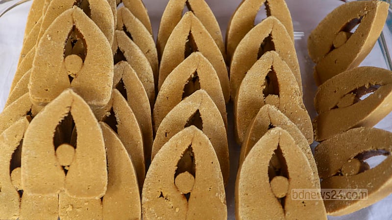 Sandesh Sweets shaped like hilsa fish pieces are sold at Tk 650 per kg at the National Sweets Fair. Each piece is sold for Tk 50.