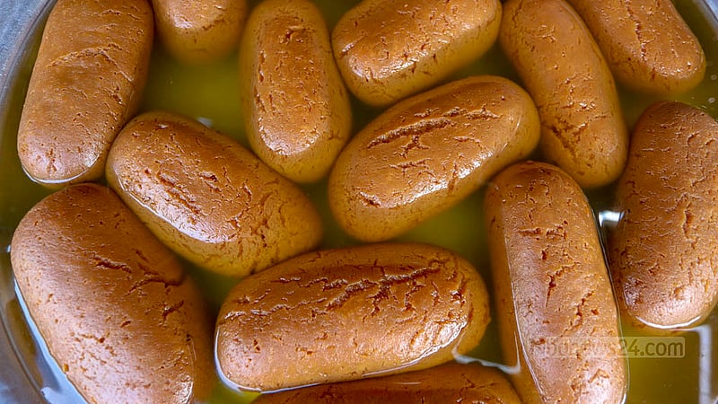 Balish Sweets from Gopalganj, each weighing over 1 kg, are on display at the National Sweets Fair on Thursday, Mar 7, 2024.