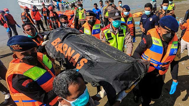 Indonesia recovers two bodies after Rohingya boat capsizes off Aceh