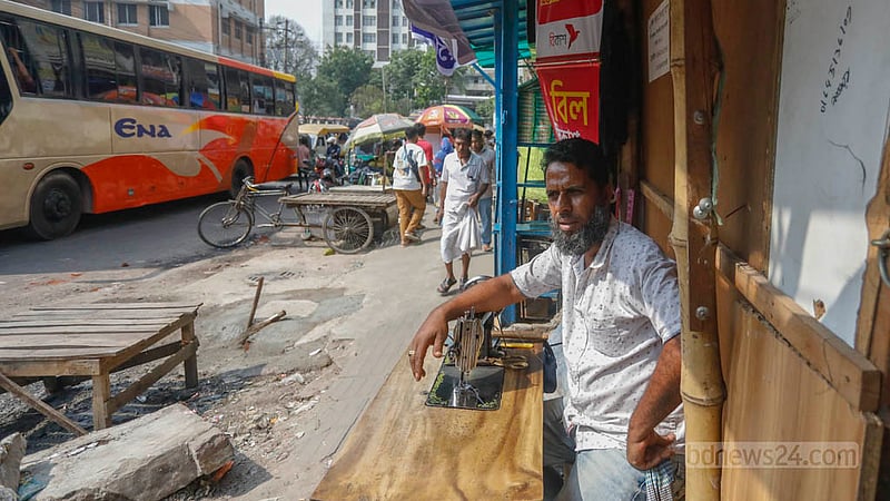 The tailor shops on the footpaths near Bangabazar market are seeing few clients.