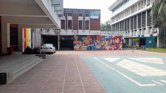 Students boycott BUET exams on Wednesday to keep campus free of student politics