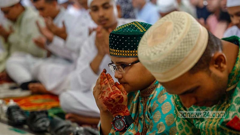 Muslims prayed for the welfare of the country and its citizens after offering their Eid prayers on Thursday, Apr 11, 2024.