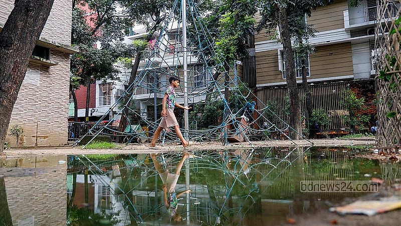 Rainwater has collected around the children’s rides at Lalmatia’s Trikon Park, which has fallen into a pitiful state after long neglect. Photo: Mahmud Zaman Ovi