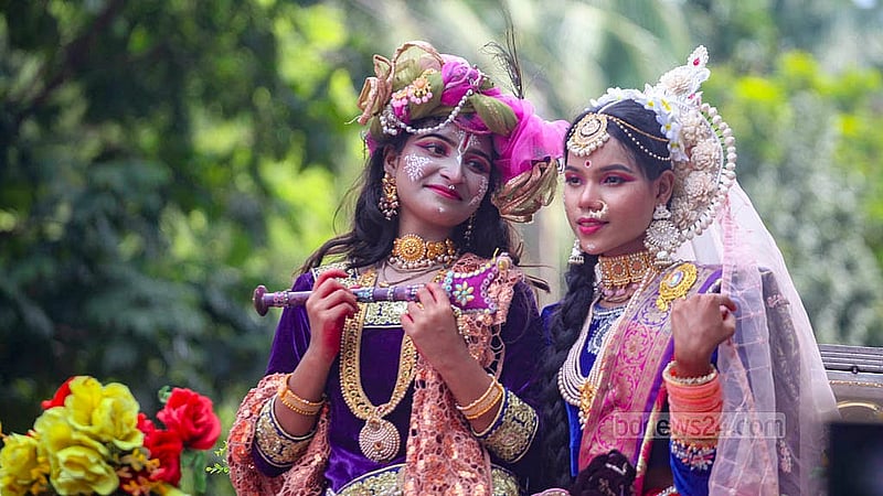 Two young women dressed as Radha and Krishna in the Janmashtami procession in Dhaka on Saturday, Aug 16, 2025. Photo: Abdullah Al Momin