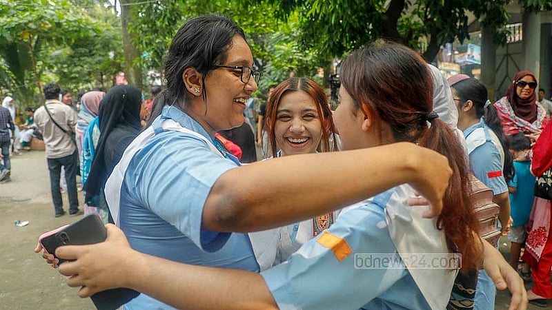 Students at Viqarunnisa Noon School and College rejoice in their success following strong HSC results on Thursday, Oct 16, 2025. Photo: Abdullah Al Momin