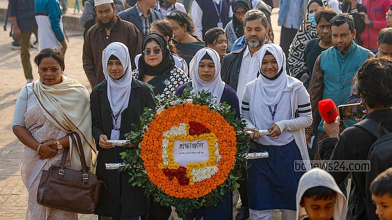 Teachers accompany students to pay homage at the Rayer Bazaar Massacre Memorial on Saturday morning, Dec 14, 2024. Photo: Mahmud Zaman Ovi