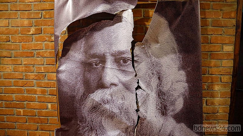 A painting of Rabindranath Tagore was destroyed during the attack on Chhayanaut on Dec 18, 2025. Photo: Mahmud Zaman Ovi