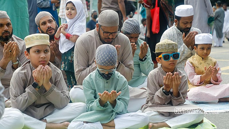 After the Eid-ul-Azha prayers at the National Eidgah grounds on Thursday, May 28, 2026, Muslim devotees prayed together for the well-being of the country and the nation. Photo: Abdullah Al Momin