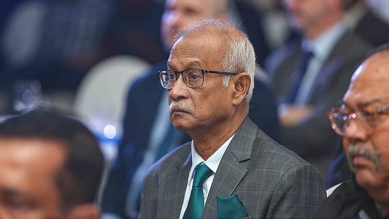 Ajker Patrika Editor Prof Golam Rahman attends the 18th-anniversary celebrations of bdnews24.com.