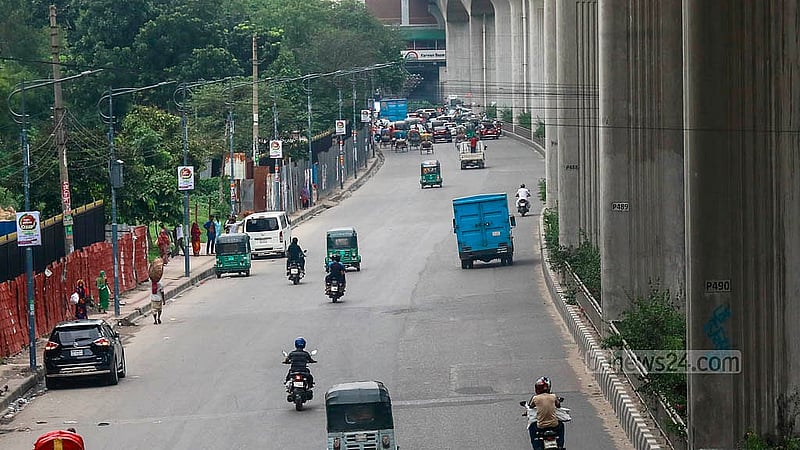 Dhaka's Banglamotor area sees heavy traffic congestion most days. However, due to Durga Puja holidays being extended, the streets appeared mostly empty on Thursday, Oct 10, 2024.