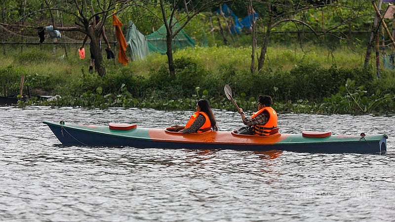 Most of those kayaking in Uttara's Diabari are youths. Photo: Mahmud Zaman Ovi