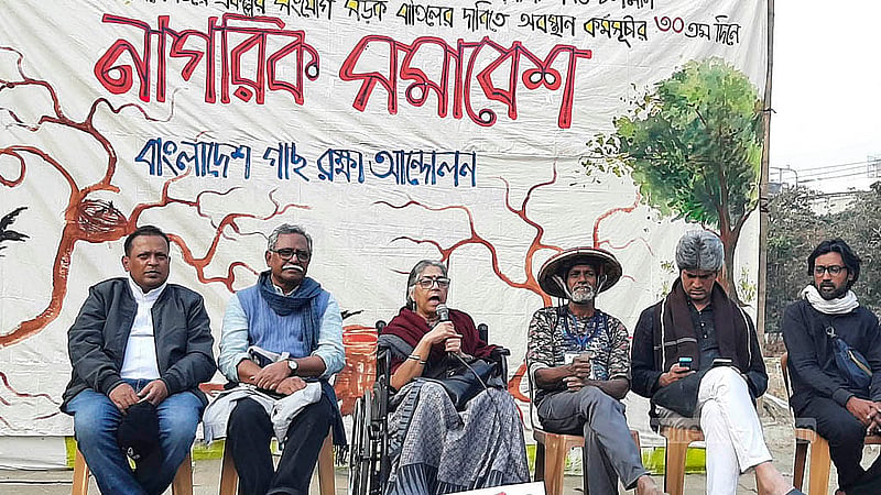 Shirin Haque, a women rights activist, speaking in solidarity at a civic rally on the occasion of the 30th day of the sit-in programme at Panthokunjo Park organised by the Bangladesh Tree Protection Movement. Photo: Abdullah al Momin