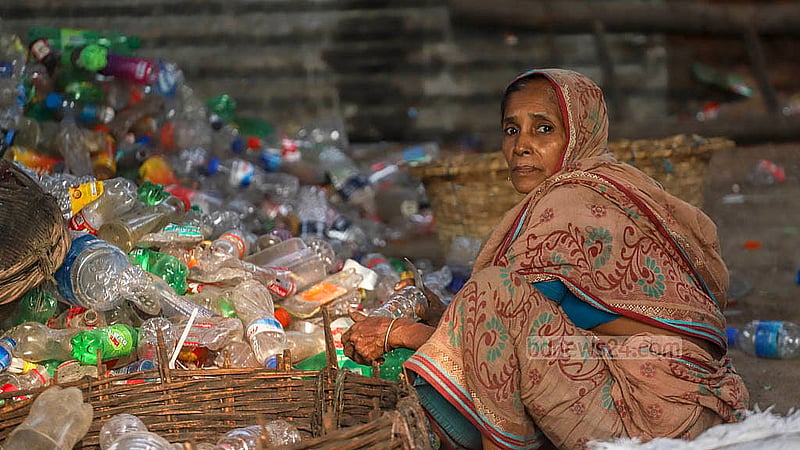 Most workers in these sorting factories are women, earning Tk 3,000 to 4,000 weekly. Photo: Abdullah Al Momin