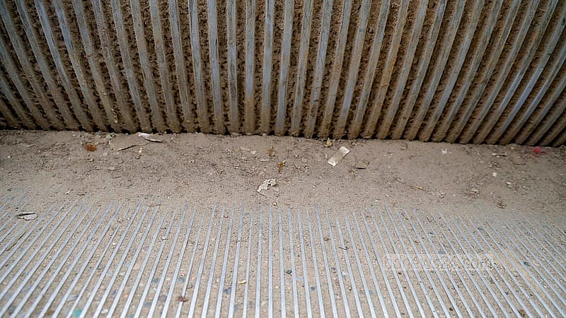 Due to a lack of maintenance for a long time, a thick layer of dust has accumulated on the accelerator steps on Monday, May 5, 2025. Photo: Mahmud Zaman Ovi