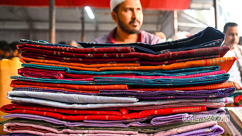 At the Noapara Jamdani market, saris are sold in a wide range of designs and qualities, with prices starting at Tk 2,000 and reaching up to Tk 30,000. Photo: Mostafigur Rahman