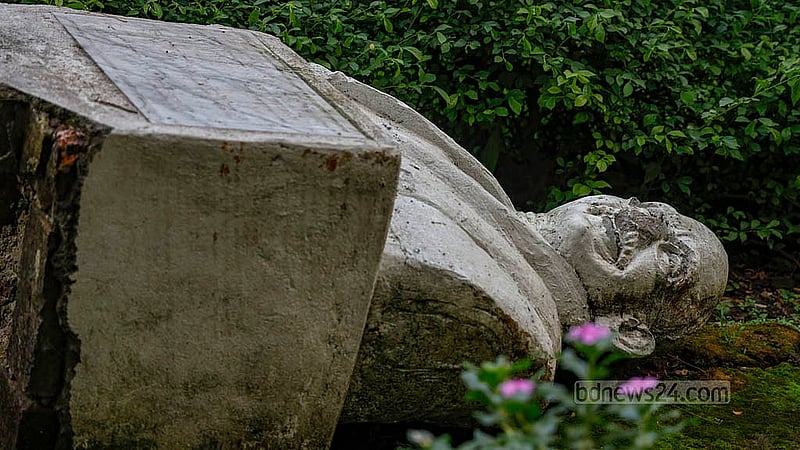 On Aug 5, 2024, the sculptures at the Swadhinata Sangram installation were destroyed. Today, there is no way to tell who many of them represent.Photo: Mahmud Zaman Ovi