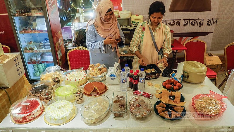 Traditional dishes from Old Dhaka are also available at the “Pre-Wedding and Food Festival" at the Aloki Convention Center in Dhaka’s Tejgaon on Friday, Oct 10, 2025. Photo: Abdullah Al Momin