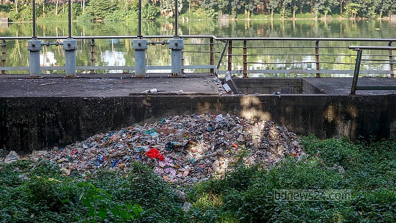 Plastic waste is visible in many spots around Hatirjheel, both along the banks and in the water. Photo: Mahmud Zaman Ovi