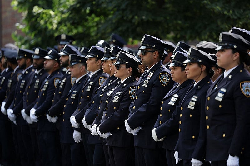 Police officers stand during the funeral services for New York City Police Department (NYPD) officer Didarul Islam, killed during a mass shooting event at a midtown Manhattan office tower on July 28, in the Bronx borough of New York City, U.S., July 31, 2025. Photo: Reuters