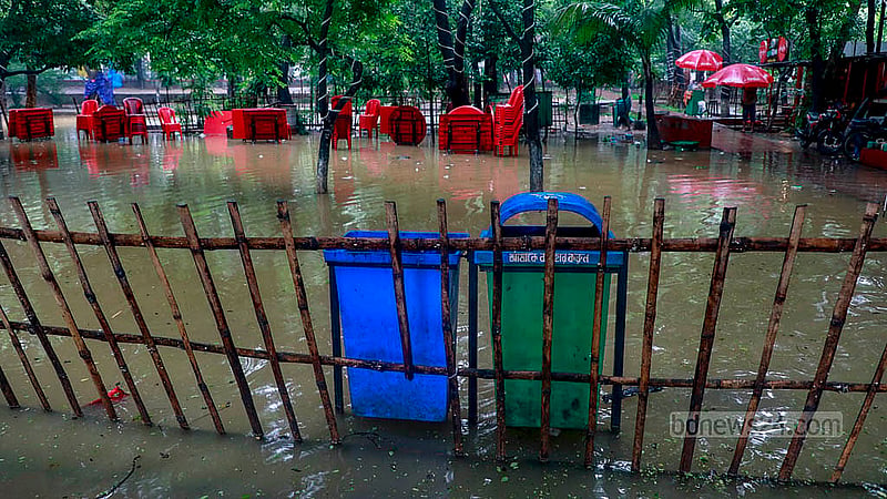 Several restaurants inside the lake area are available for visitors, but they are also submerged due to the rising water levels. Photo: Mahmud Zaman Ovi
