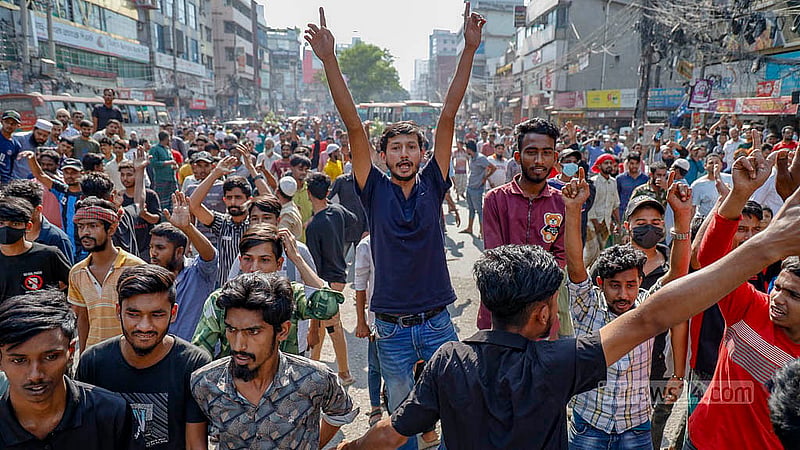 Battery-powered rickshaw drivers block the roads in Dhaka's Rampura on Thursday morning.