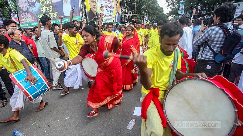 Sikhs celebrated the birth anniversary of Lord Krishna on Saturday, Aug 16, 2025, with dancing and singing. Photo: Abdullah Al Momin