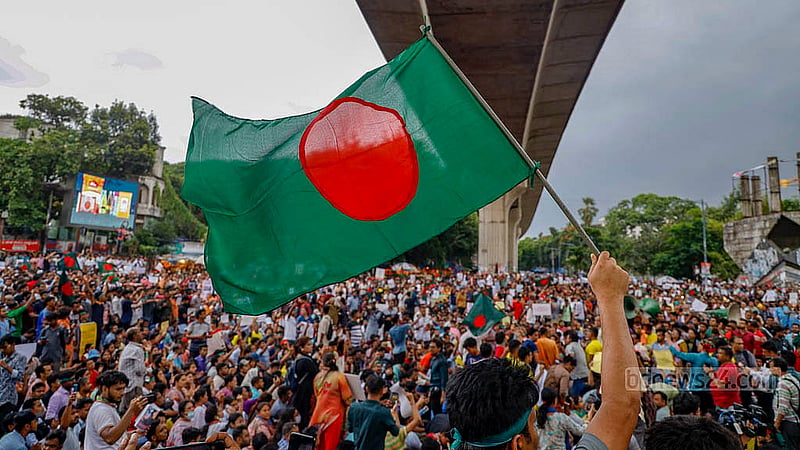Hindu devotees protest at Dhaka's Shahbagh for the second consecutive day on Saturday, Aug 10, 2024, against attacks, vandalism, and arson at Hindu homes and temples after the government's fall. Photo:Mahmud Zaman Ovi