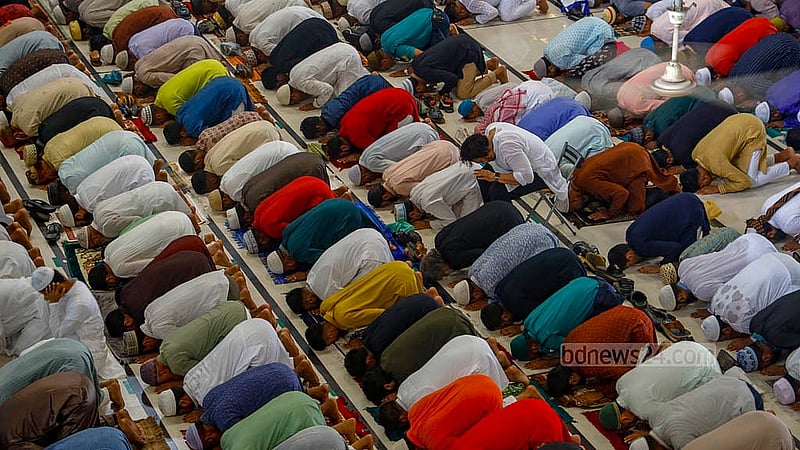 The first Eid-ul-Azha congregation at Baitul Mukarram National Mosque is held on Monday, Jun 17, 2024. Photo: Mahmud Zaman Ovi