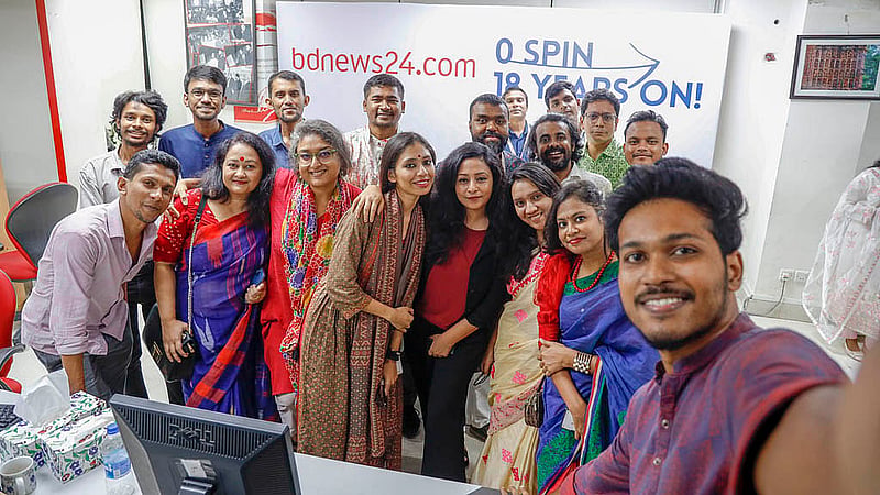 It was ‘selfie time’ at the bdnews24.com 18th anniversary celebration on Wednesday, Oct 23, 2024